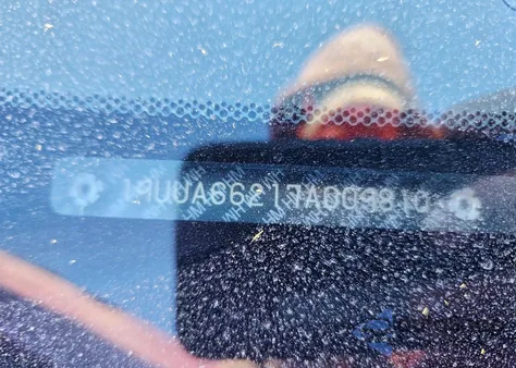 2007 Acura Tl из США, поврежденный, VIN 19UUA66217A009810